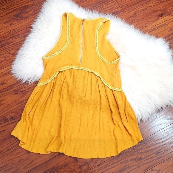 Anthropologie Staccato Marigold Swiss Dot Lace Trim Rayon Racer Tanktop - Picture 2 of 5